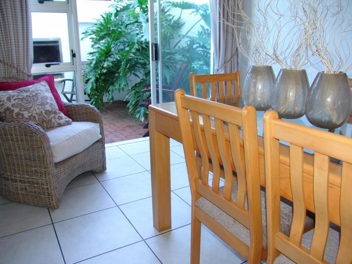 Diaz 15 House On The Bay Hotel Jeffreys Bay Bagian luar foto