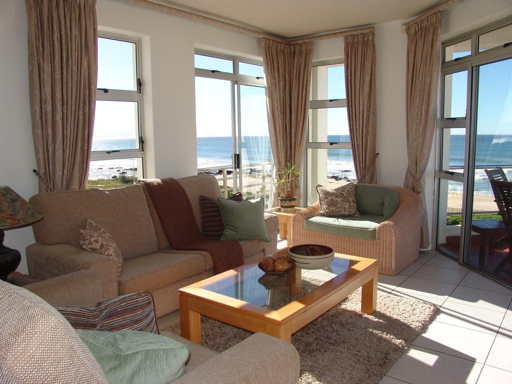 Diaz 15 House On The Bay Hotel Jeffreys Bay Bagian luar foto